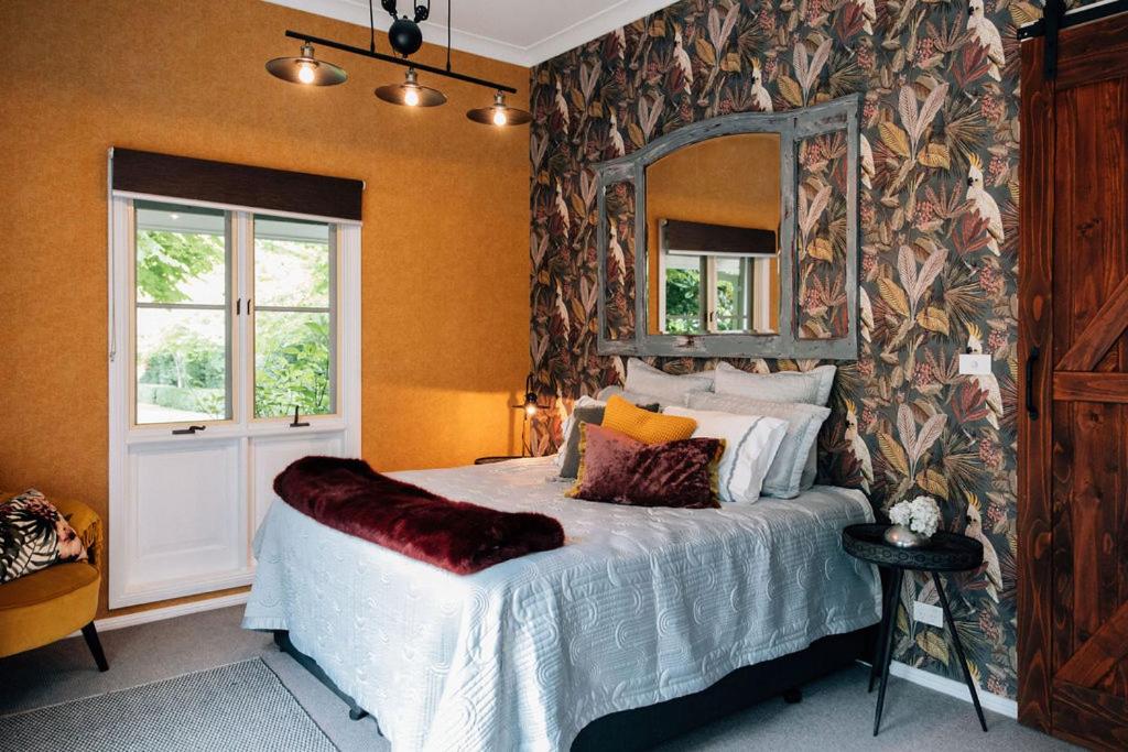 One Bedroom Cottage with Shared Pool