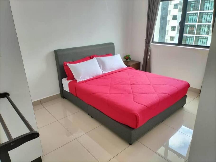 Cikgukay Desaru Homestay Apartment With Pool View WiFi & Netflix