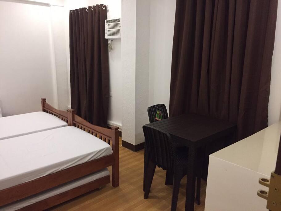 RedDoorz at Villa Casita Heritage Tagaytay