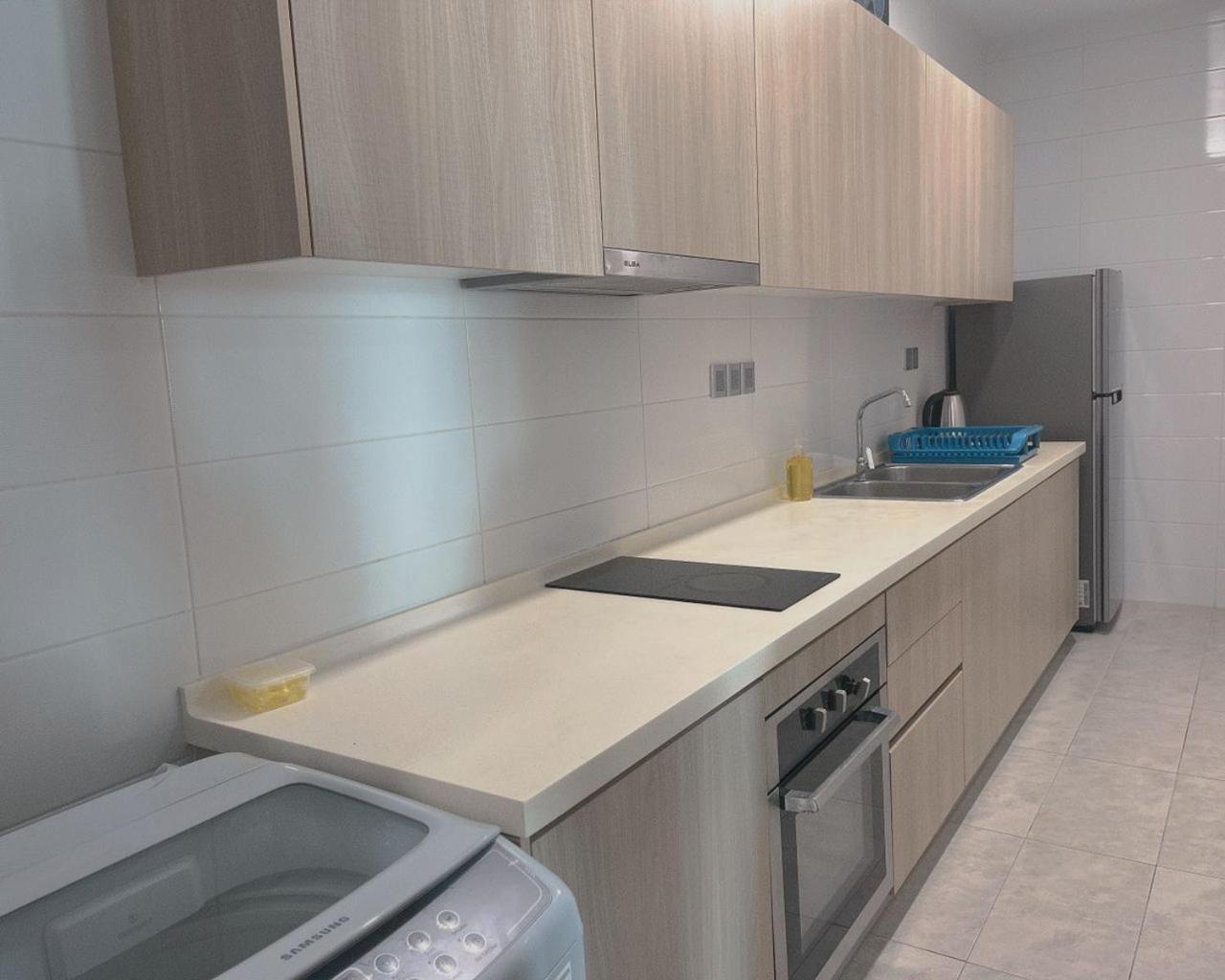 Paragon Suite Homestay by Antlerzone