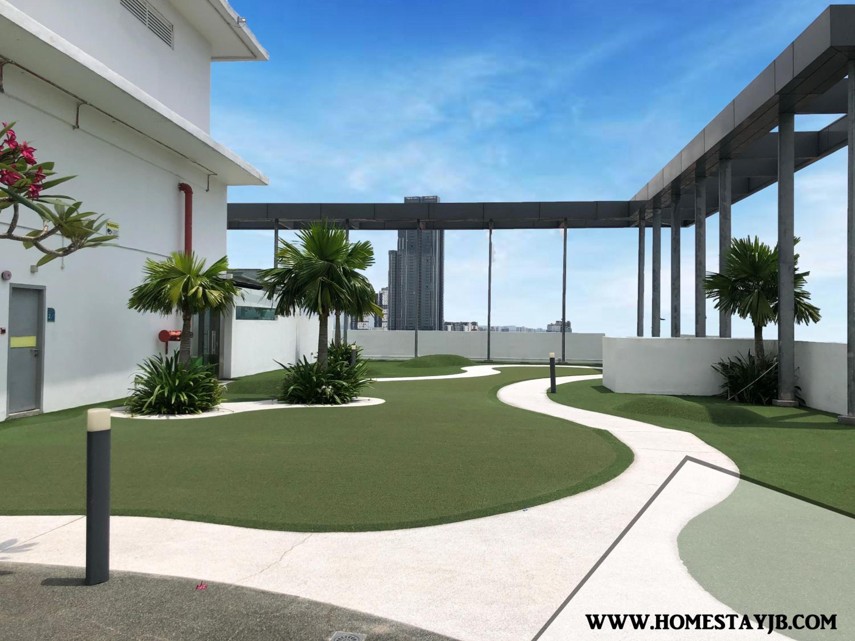 Paragon Suite Homestay by Antlerzone