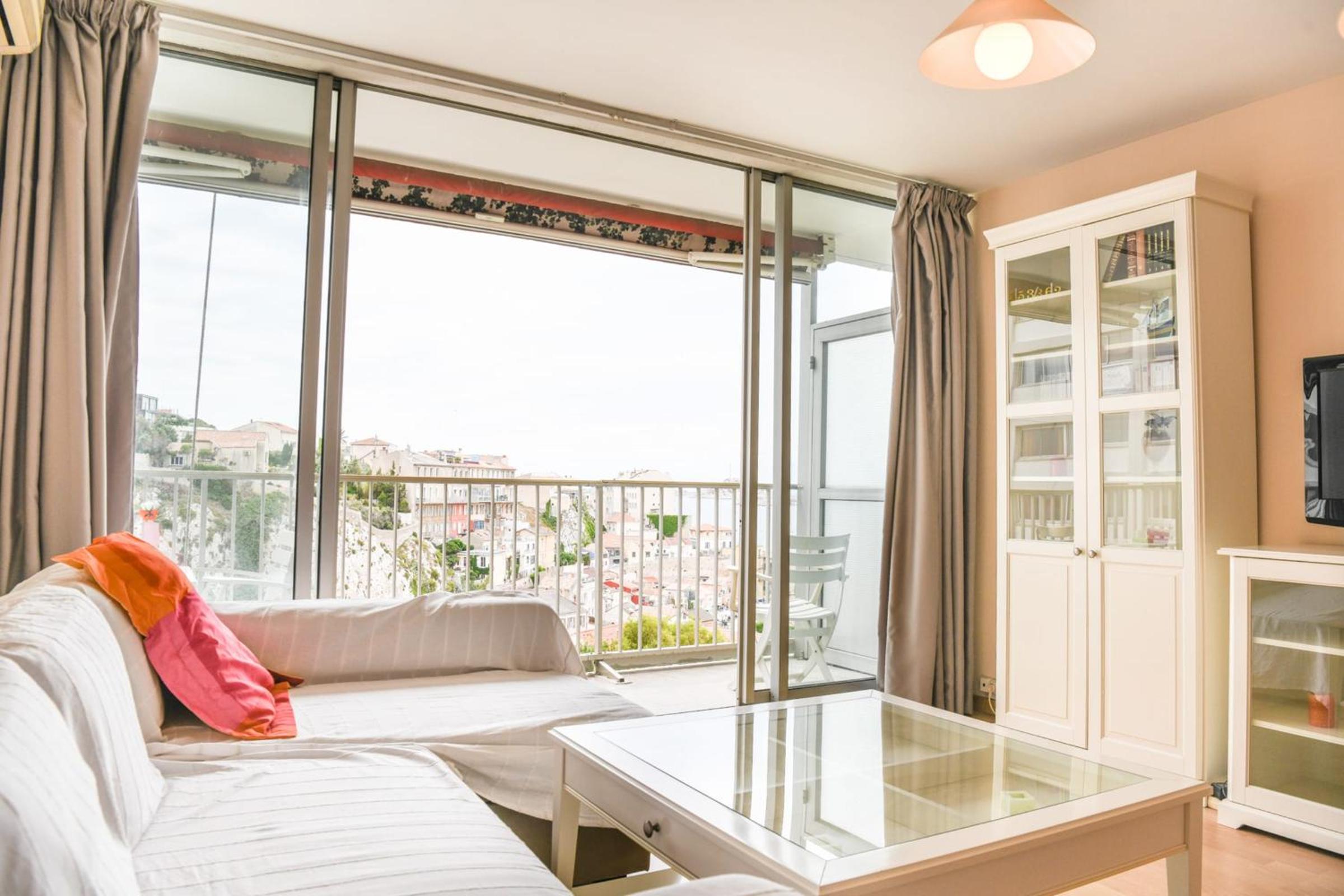 Bail mobilité - Balcon et vue splendide sur la mer