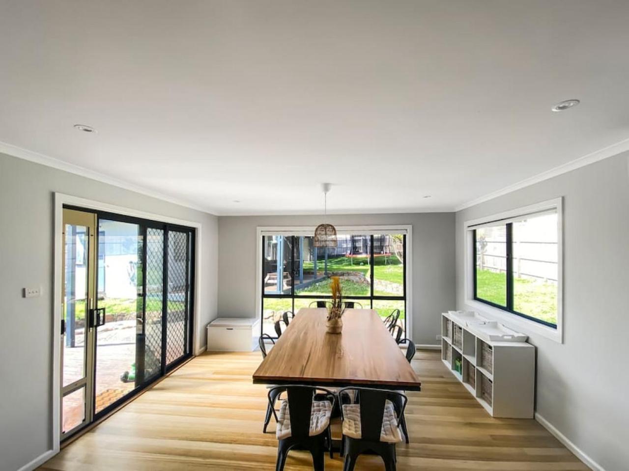 Coastal Charm Dog Friendly home by Custom Bnb Hosting