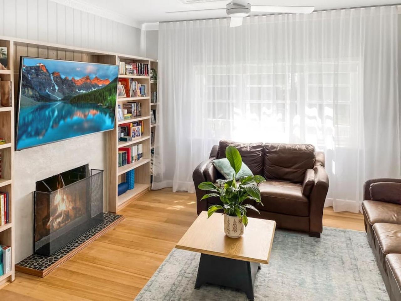 Coastal Charm Dog Friendly home by Custom Bnb Hosting