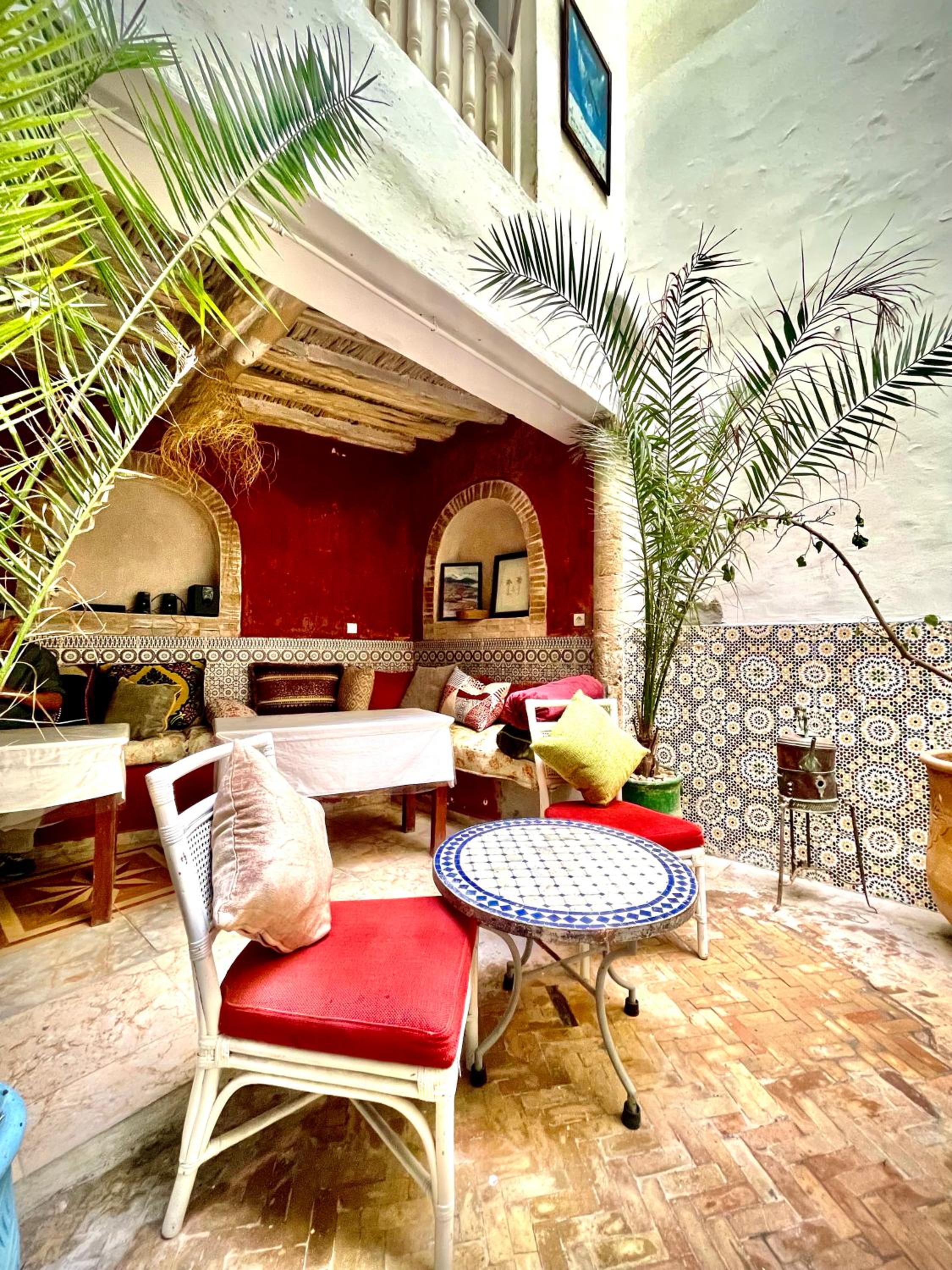 lounge