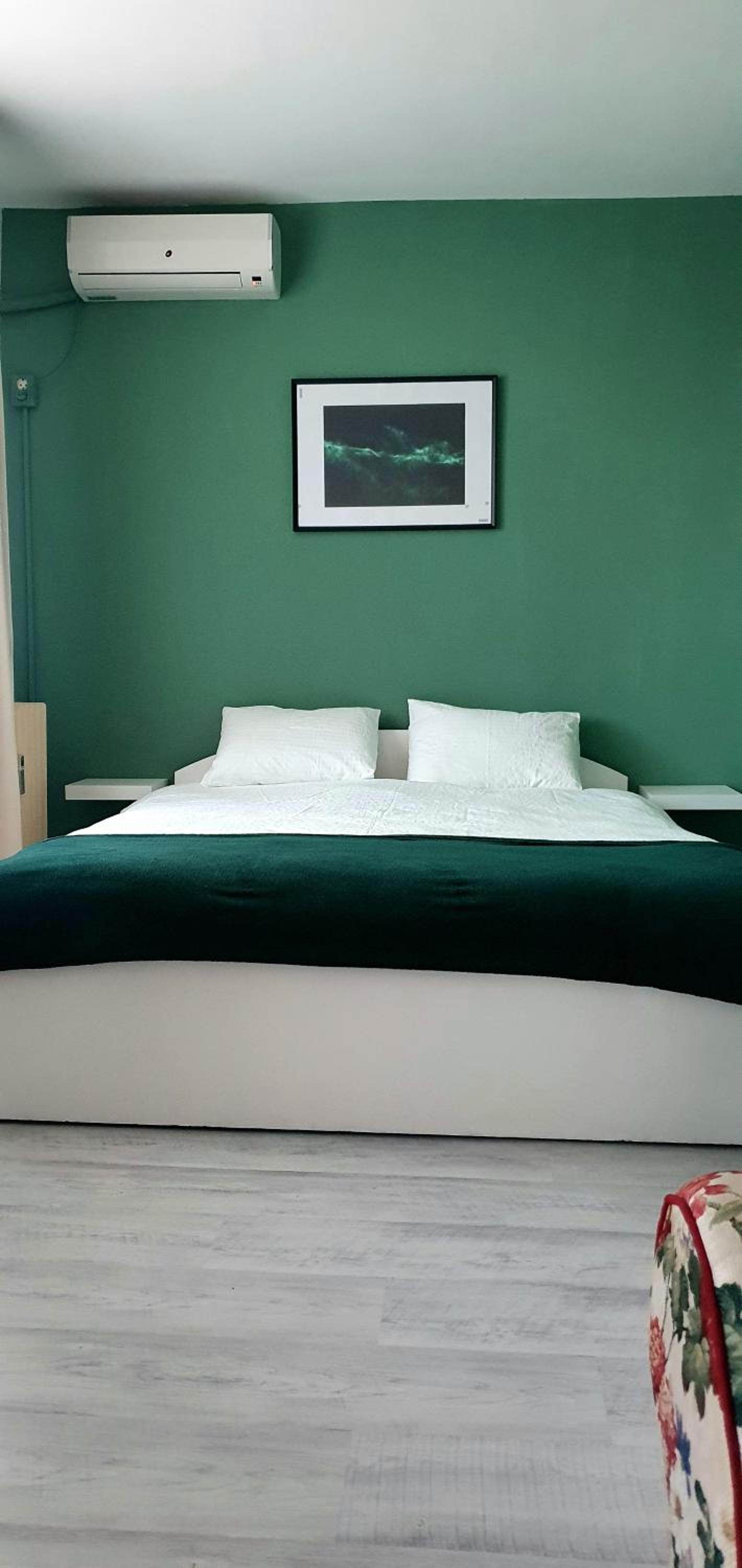 Old Town Luxe Retreat - Calea Victoriei CEC Bank view 4