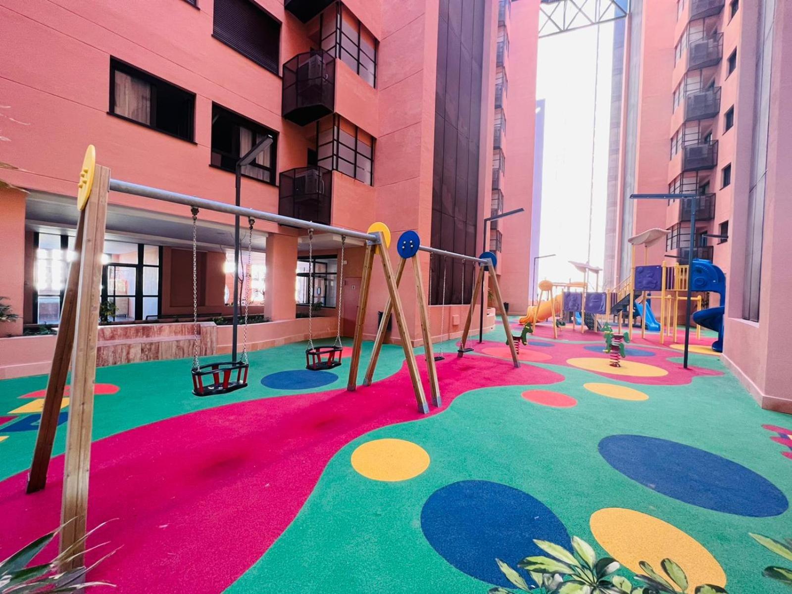 Sky Garden & seasonal pool views by ELE Apartments