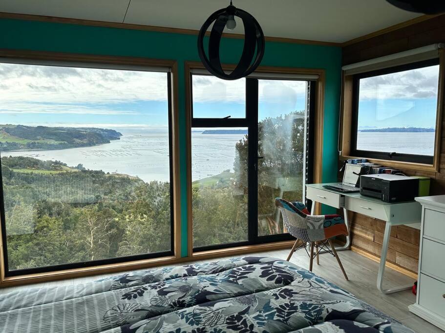 Bella casa de campo con panorámica vista al mar