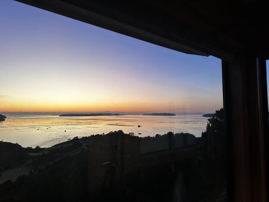 Bella casa de campo con panorámica vista al mar