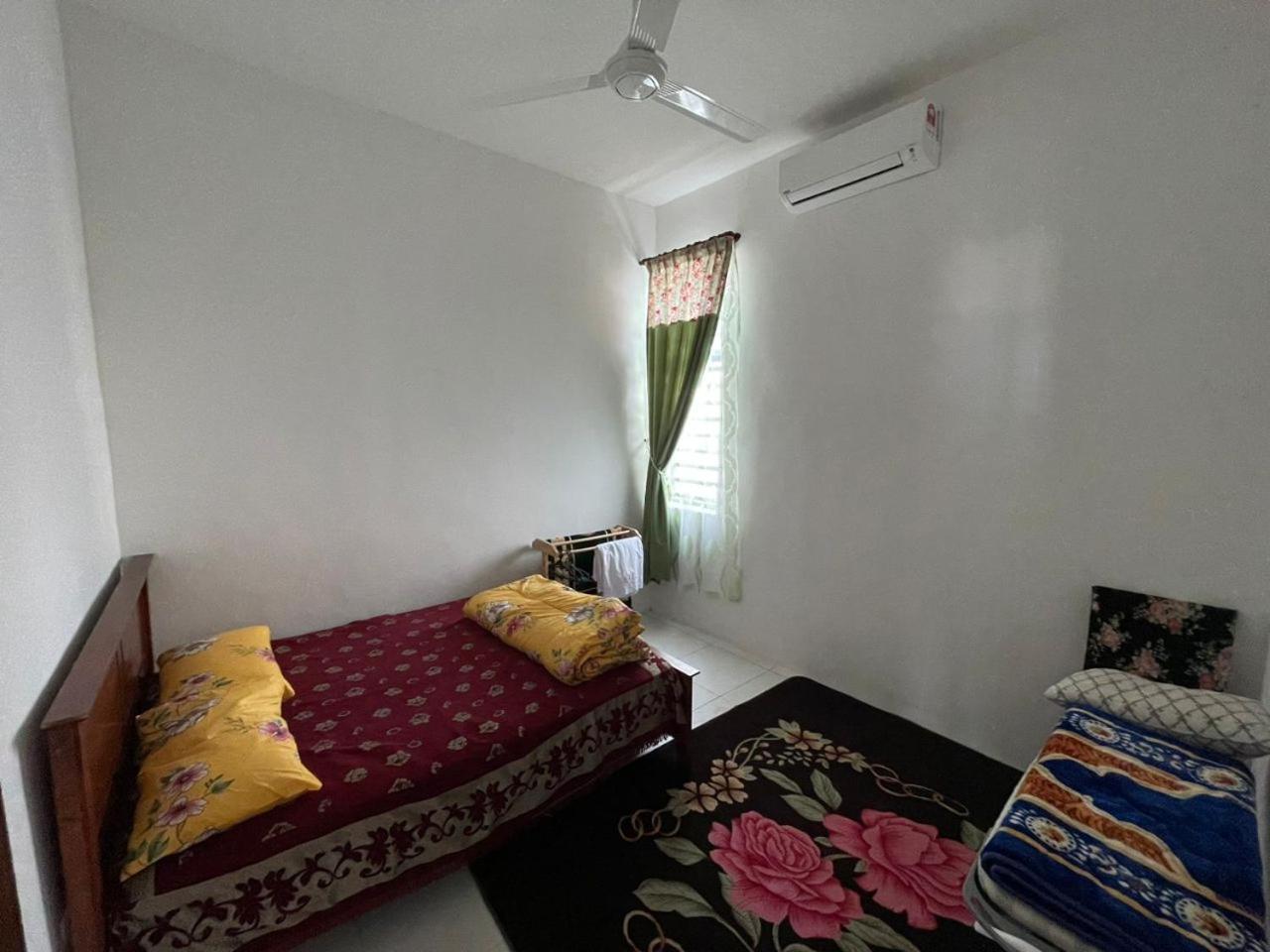 Family Holiday Home With Wifi & Netflix photo 5