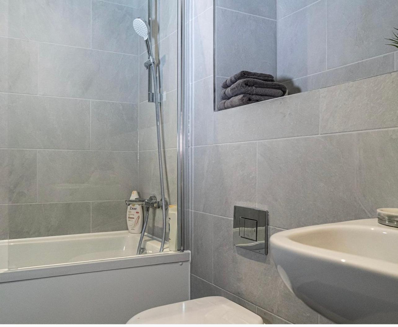 Manchester lovely two bedrooms apartment