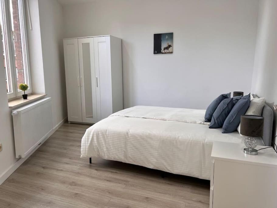 White apartment, 2 Chambre-Arrivée autonome-Wifi rapide
