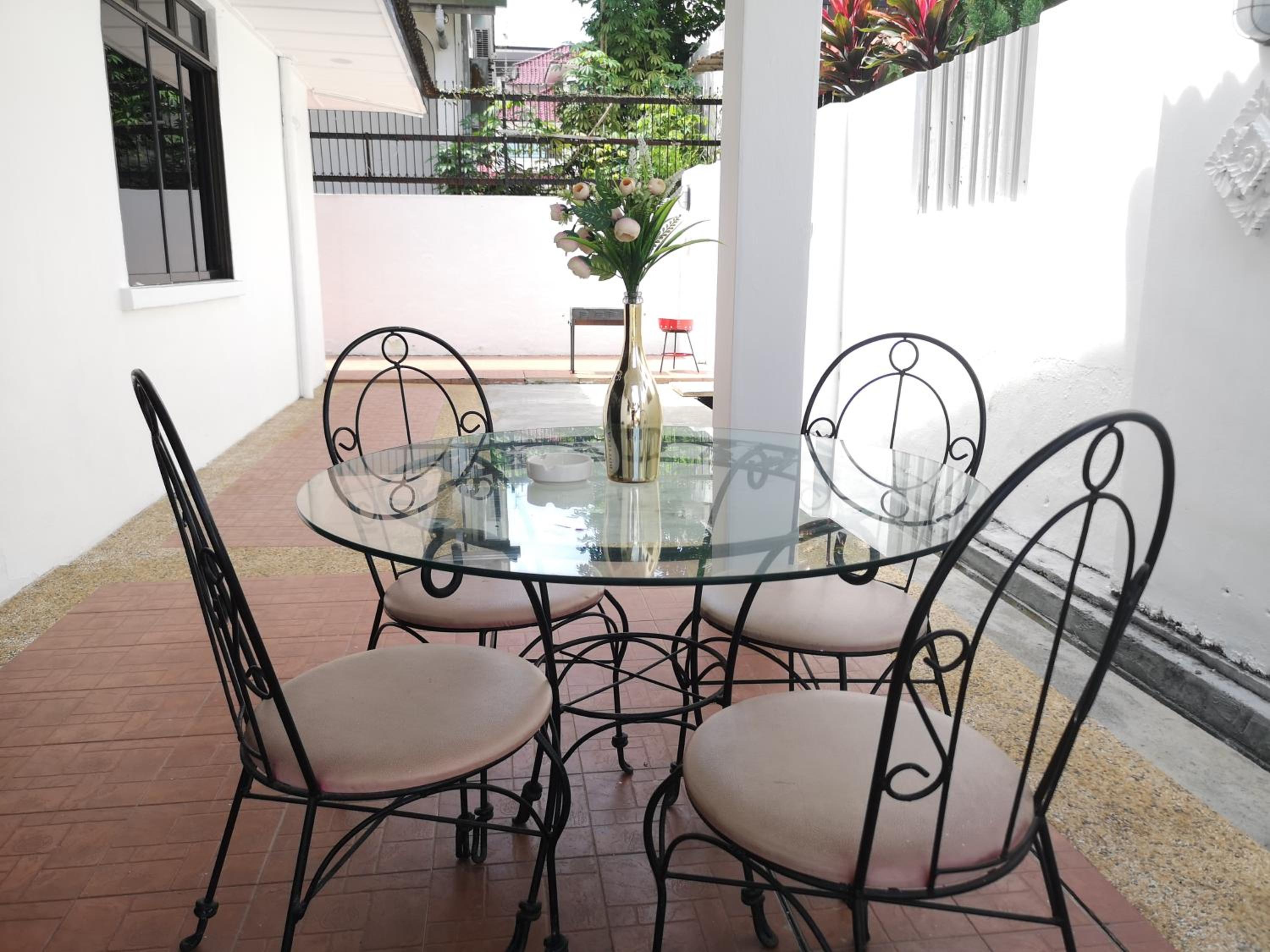 Jb City 5 Bedroom semi-d Near ksl,mid valley ,berjaya waterfront