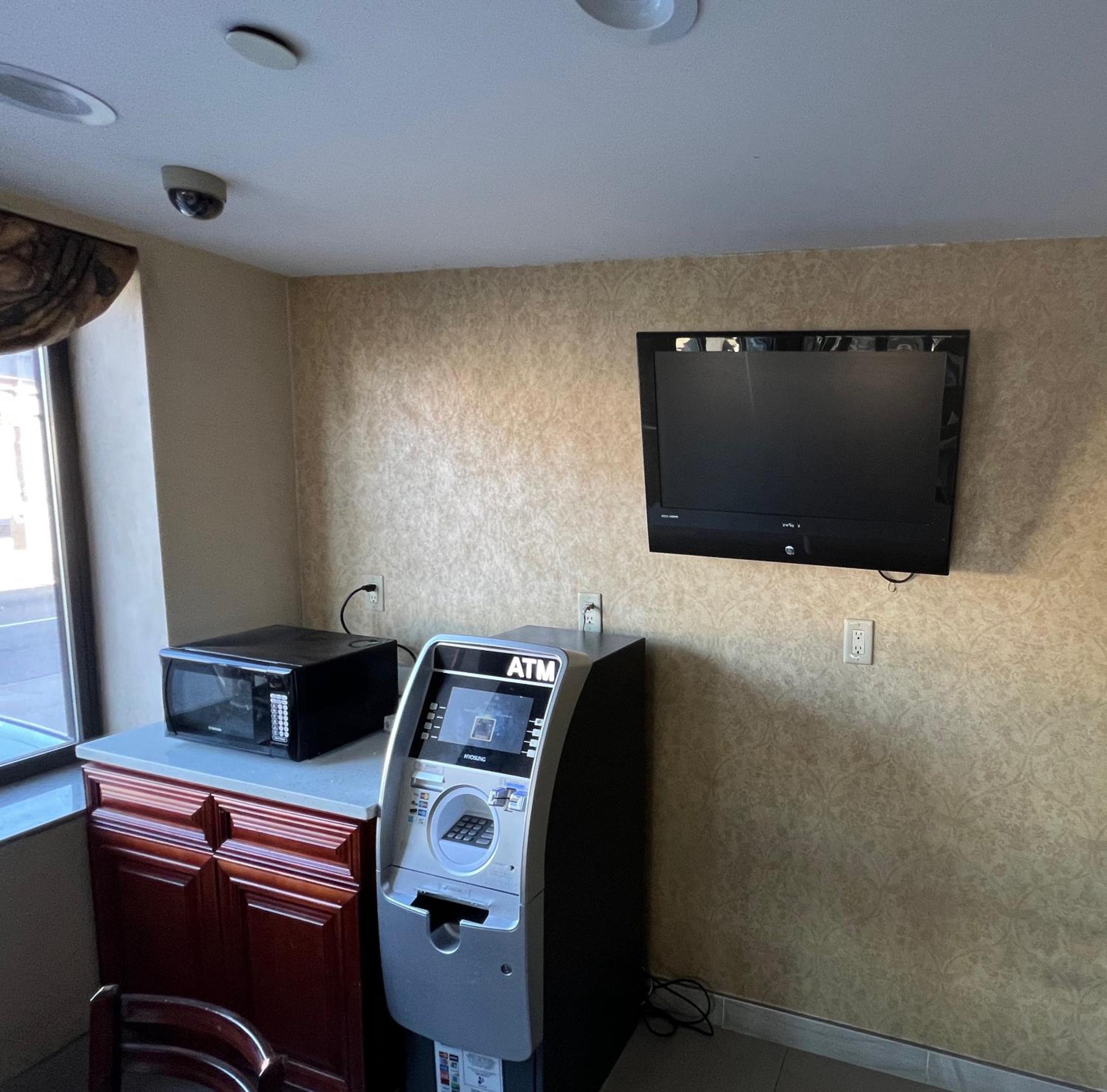 Atlantic Motor Inn view 5