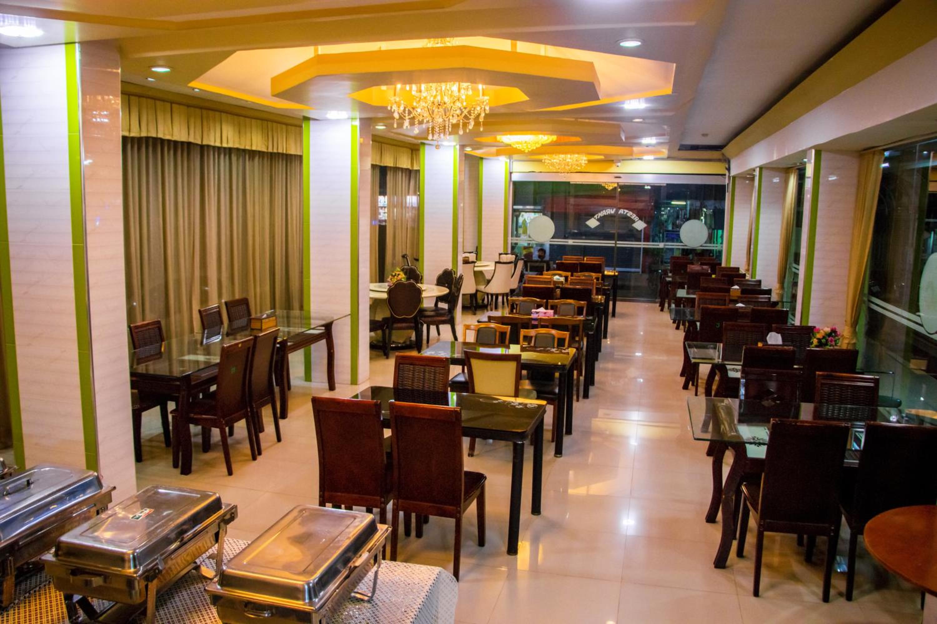 Visiting Card Hotel & Resort
