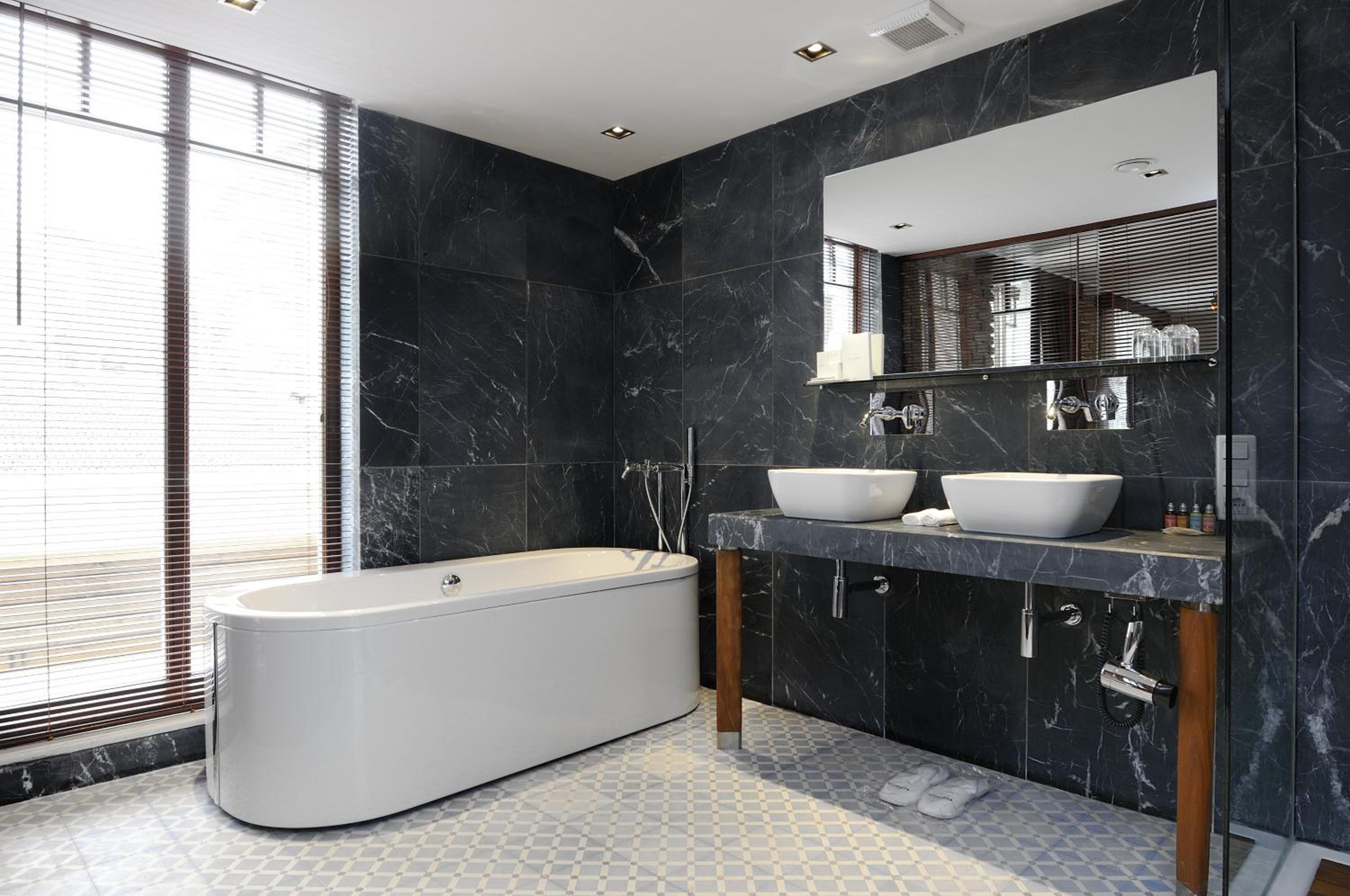 Georges Otel Galata - Image 126