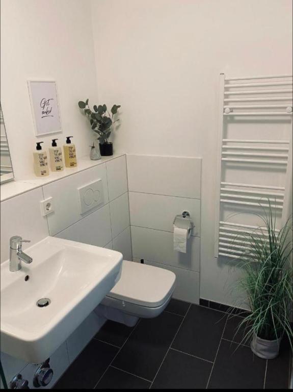 Ferienwohnung Emperors Baths - Cozy Modern Studio Apartments