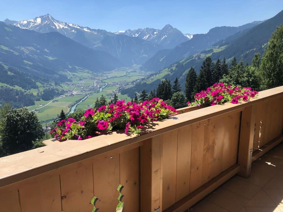 Ferienhaus Zillertal Panorama Blick Balkon Sauna