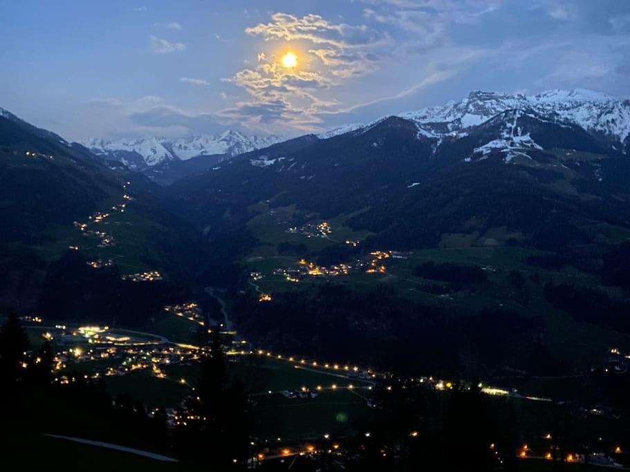Ferienhaus Zillertal Panorama Blick Balkon Sauna
