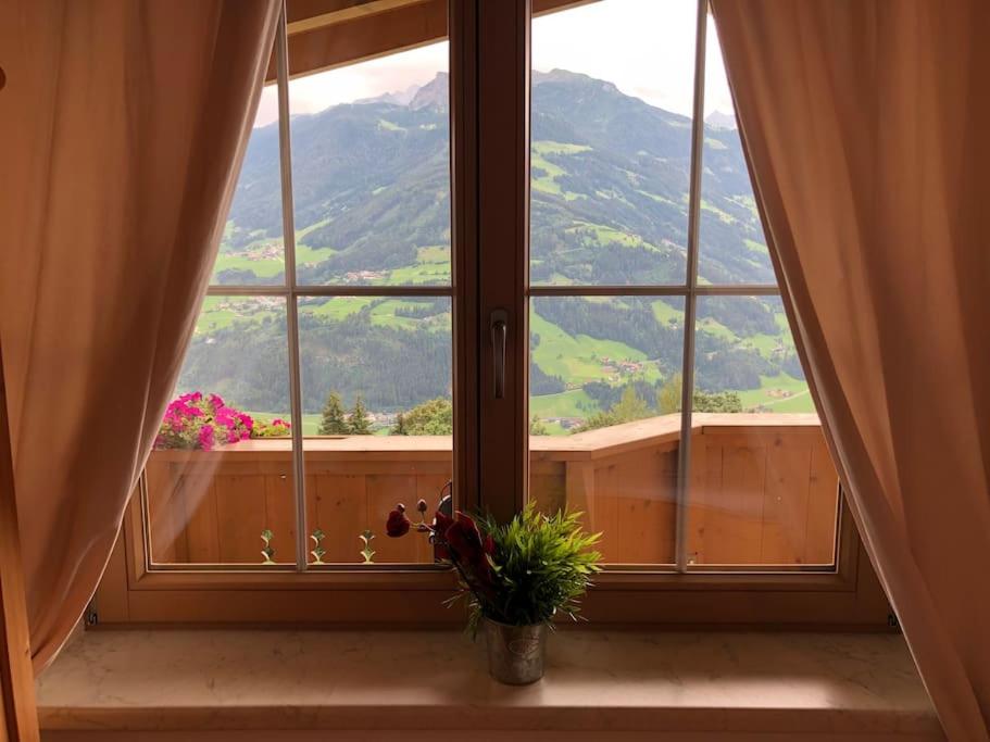 Ferienhaus Zillertal Panorama Blick Balkon Sauna
