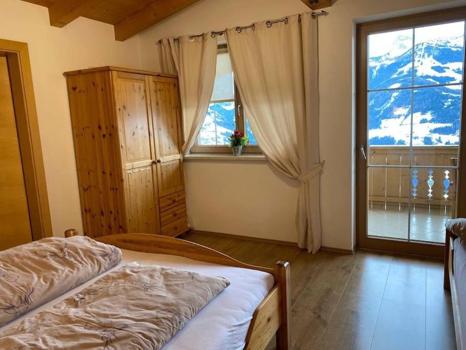 Ferienhaus Zillertal Panorama Blick Balkon Sauna