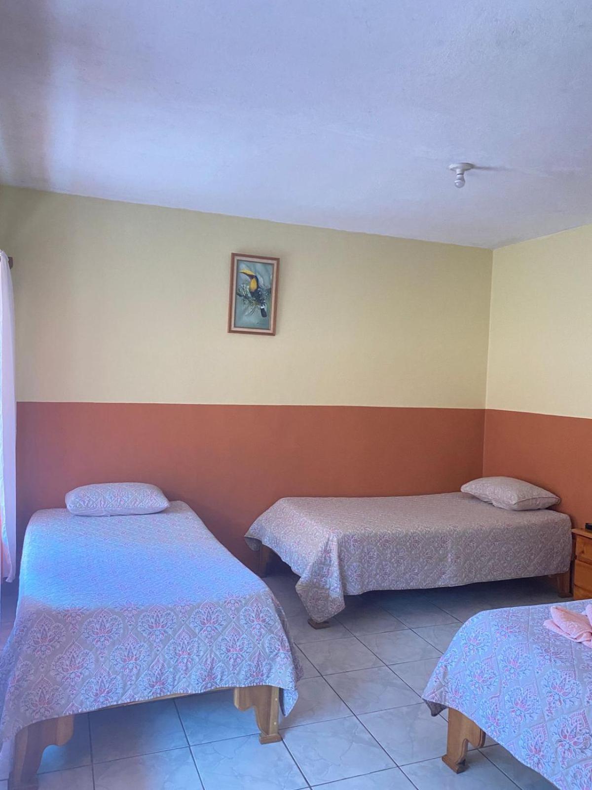 Hotel La Puesta Del Sol B&B