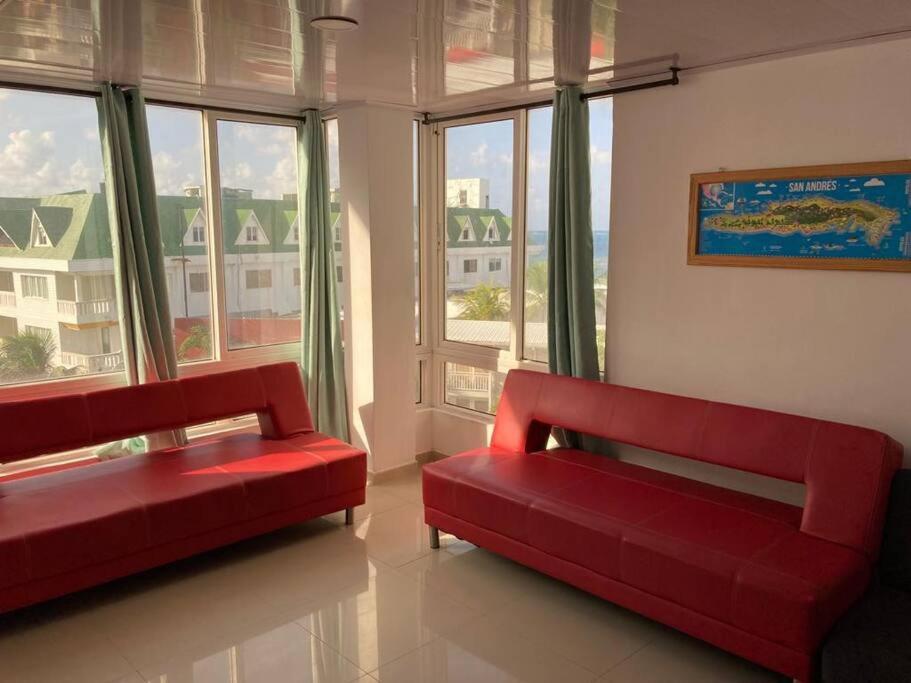 Lindo apartamento en el mejor sector de la isla. piscina, bbq, playa a 30 metros