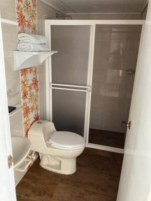 Lindo apartamento en el mejor sector de la isla. piscina, bbq, playa a 30 metros