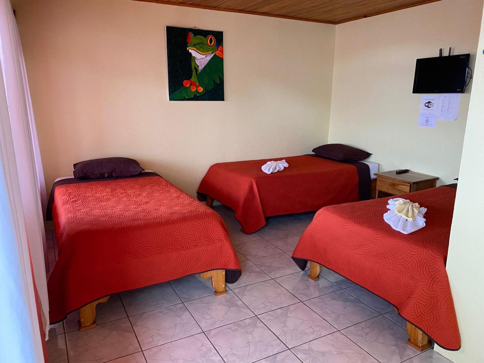 Hotel La Puesta Del Sol B&B