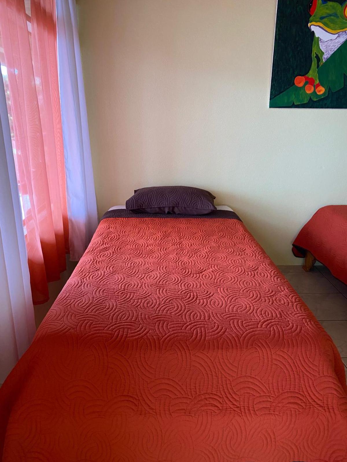 Hotel La Puesta Del Sol B&B