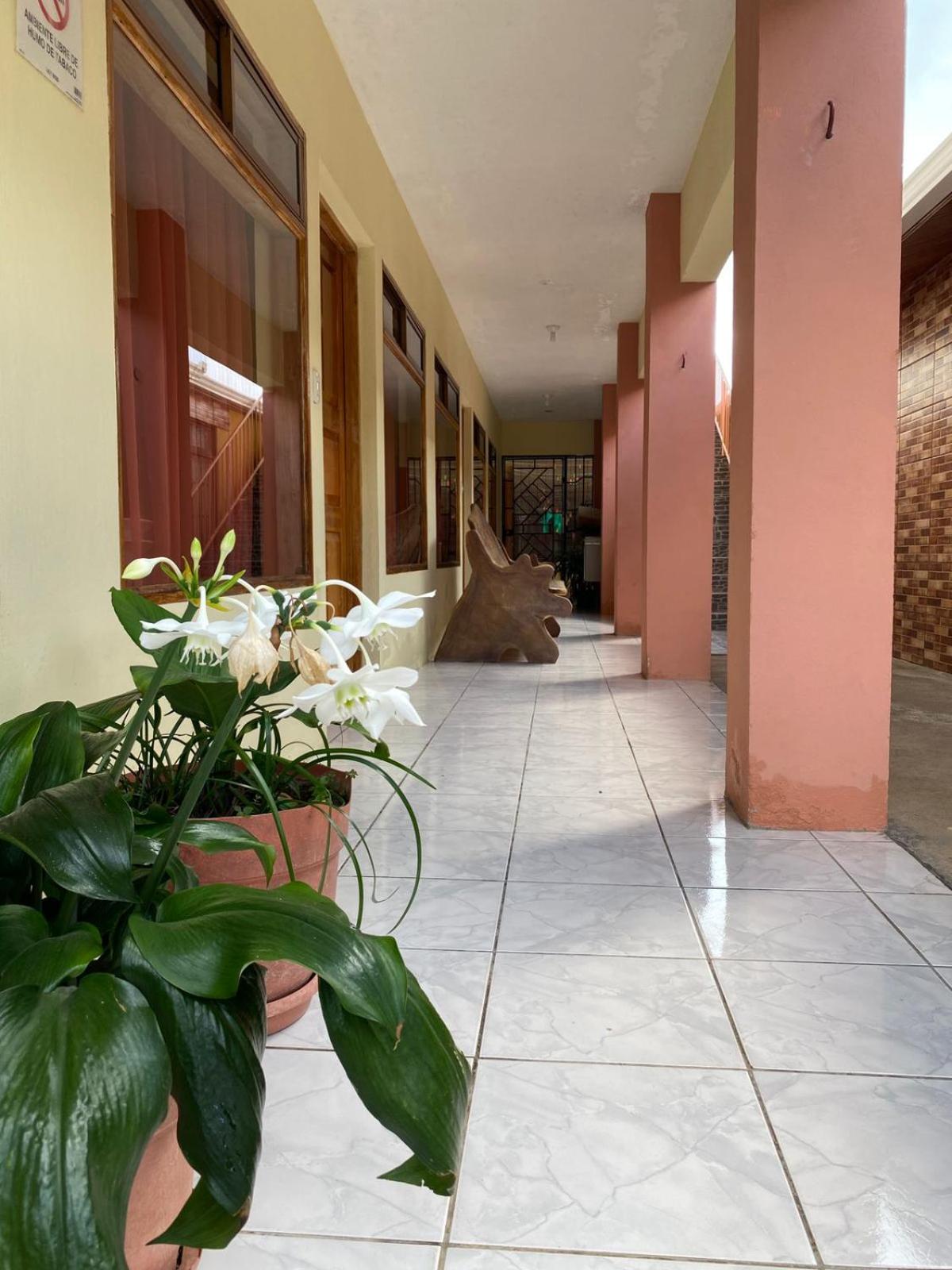 Hotel La Puesta Del Sol B&B