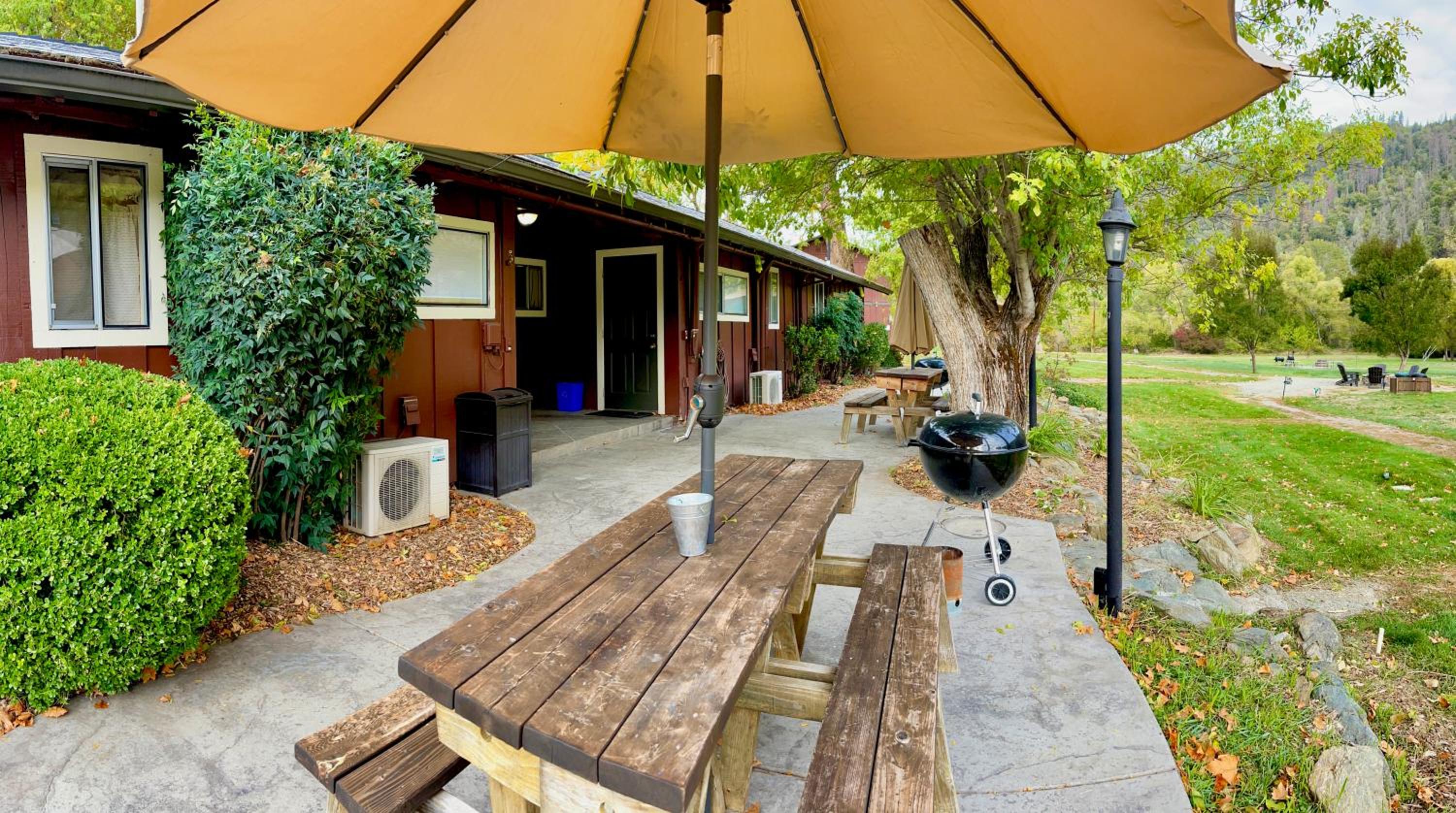 Indian Creek Lodge