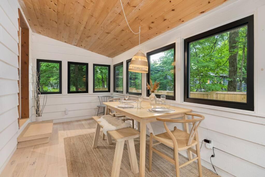 Black River Haus - Scandinavian Riverfront Cabin Muskoka view 3