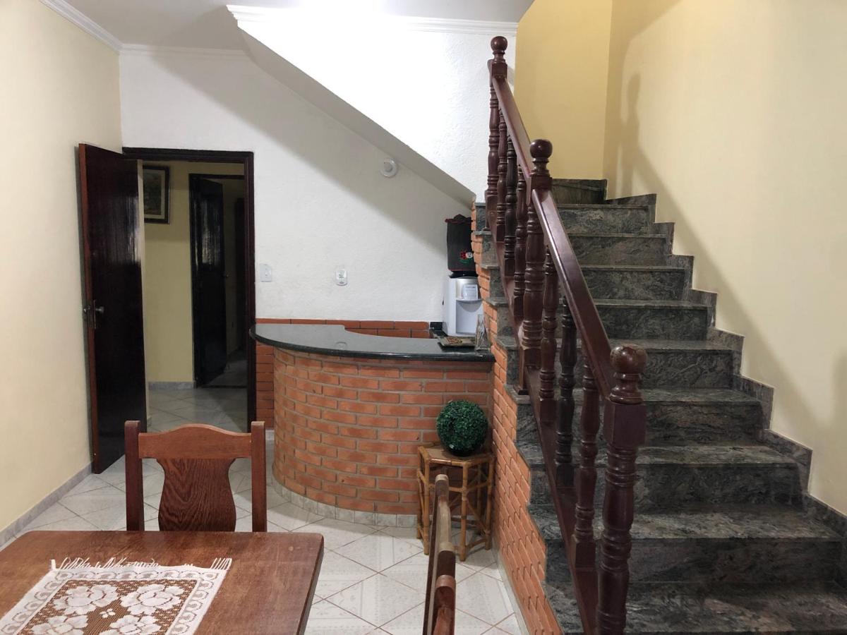 Sobrado 4 dorm Cond. Fechado Praia da Mococa Caraguatatuba