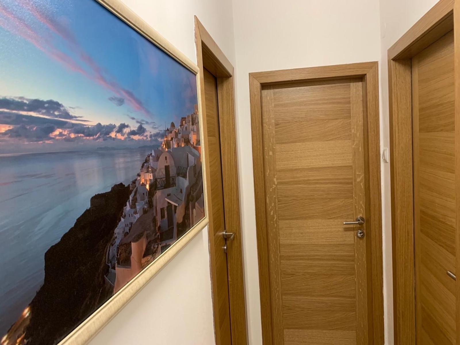 Thessaloniki Vacations - Luxury furnished apartment, near the center Gallery 55 - Property Image 8