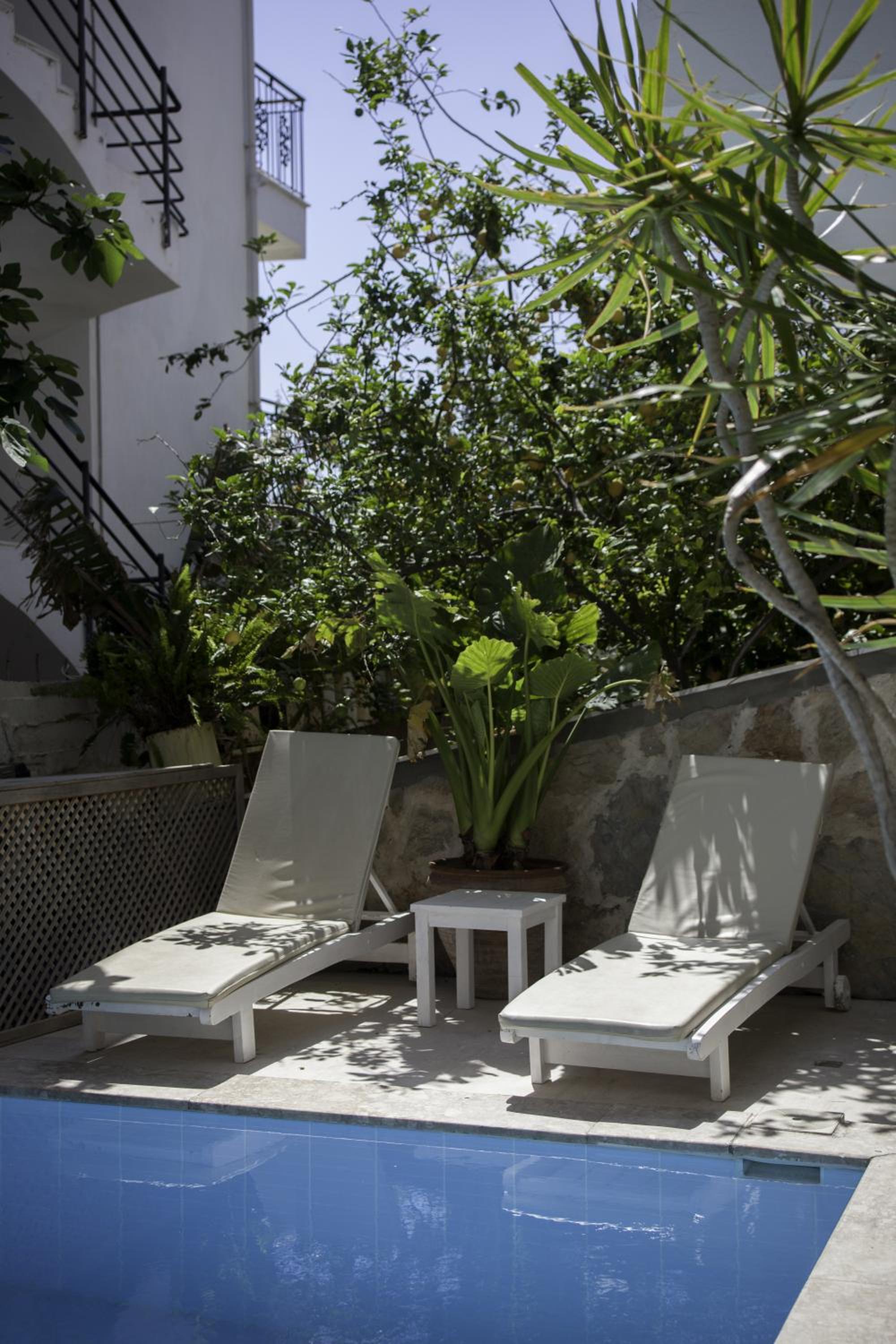 Hideaway - Image 182