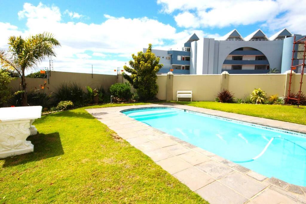 1 Estoril apartment