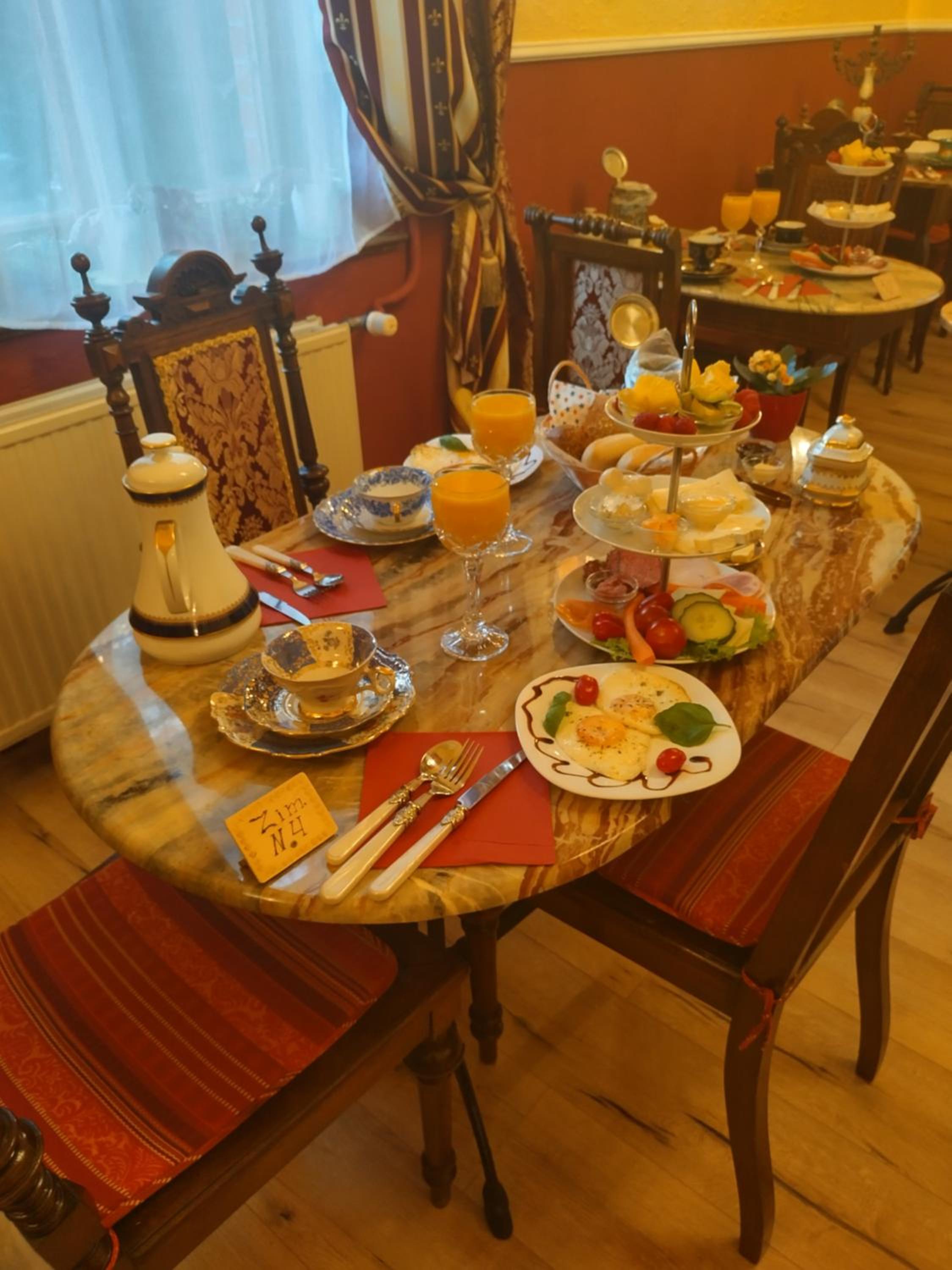 Villa Imperia, Museums-Hotel, Treppensteigen