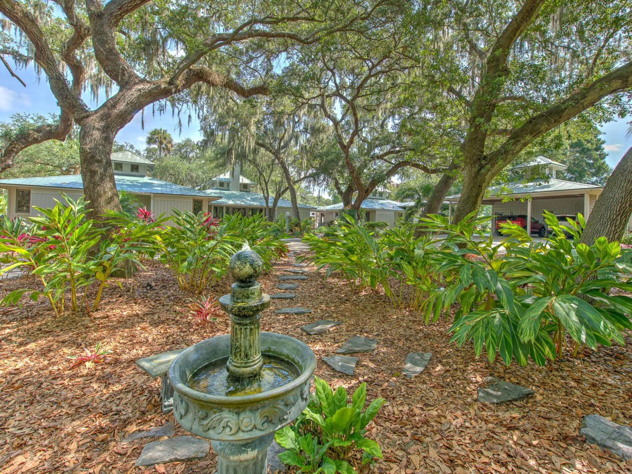 Riverbend Retreat Fla