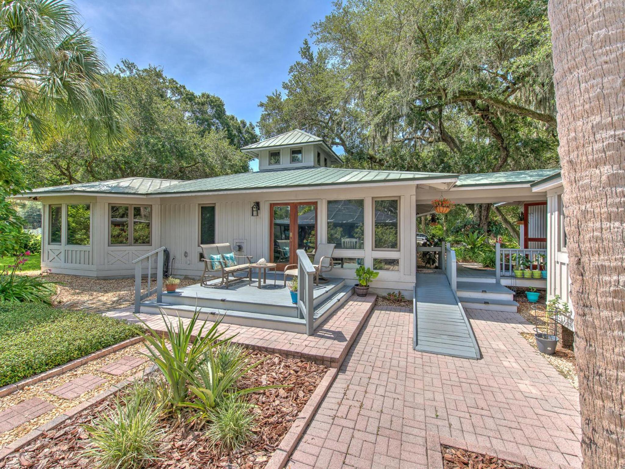 Riverbend Retreat Fla