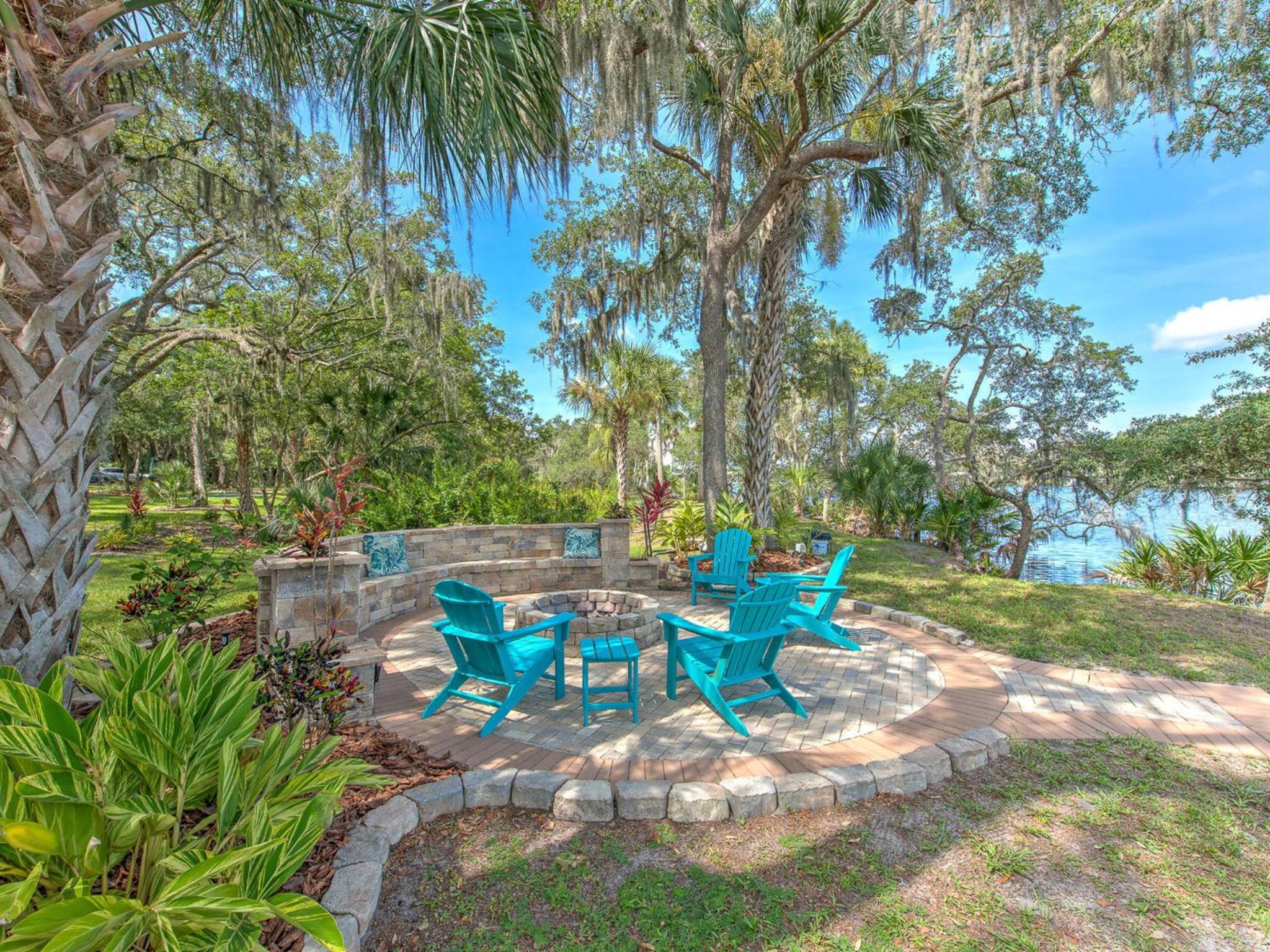Riverbend Retreat Fla