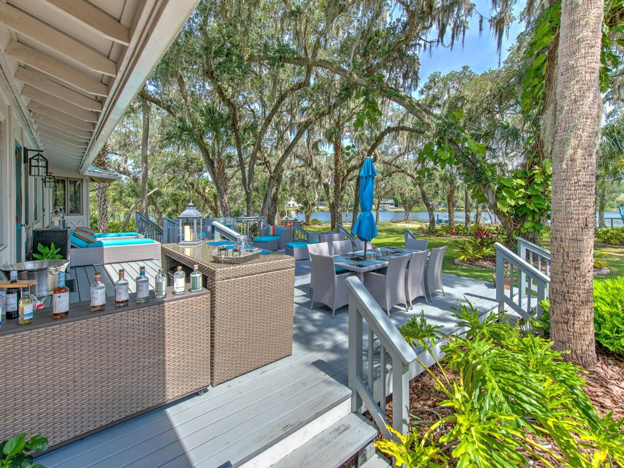 Riverbend Retreat Fla