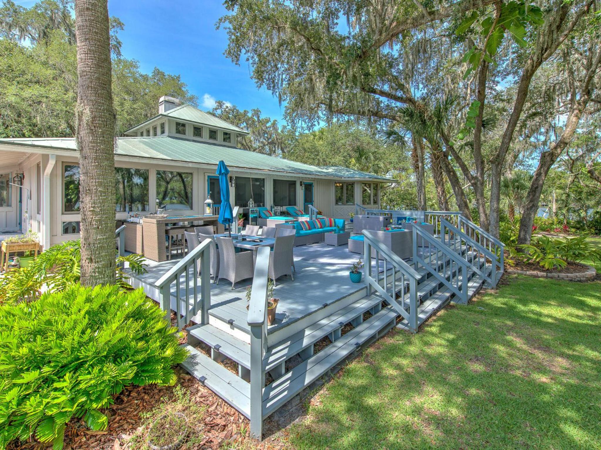 Riverbend Retreat Fla