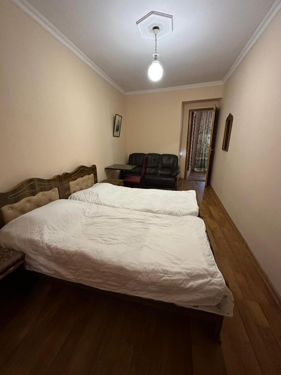 Guest house Amazon view 4