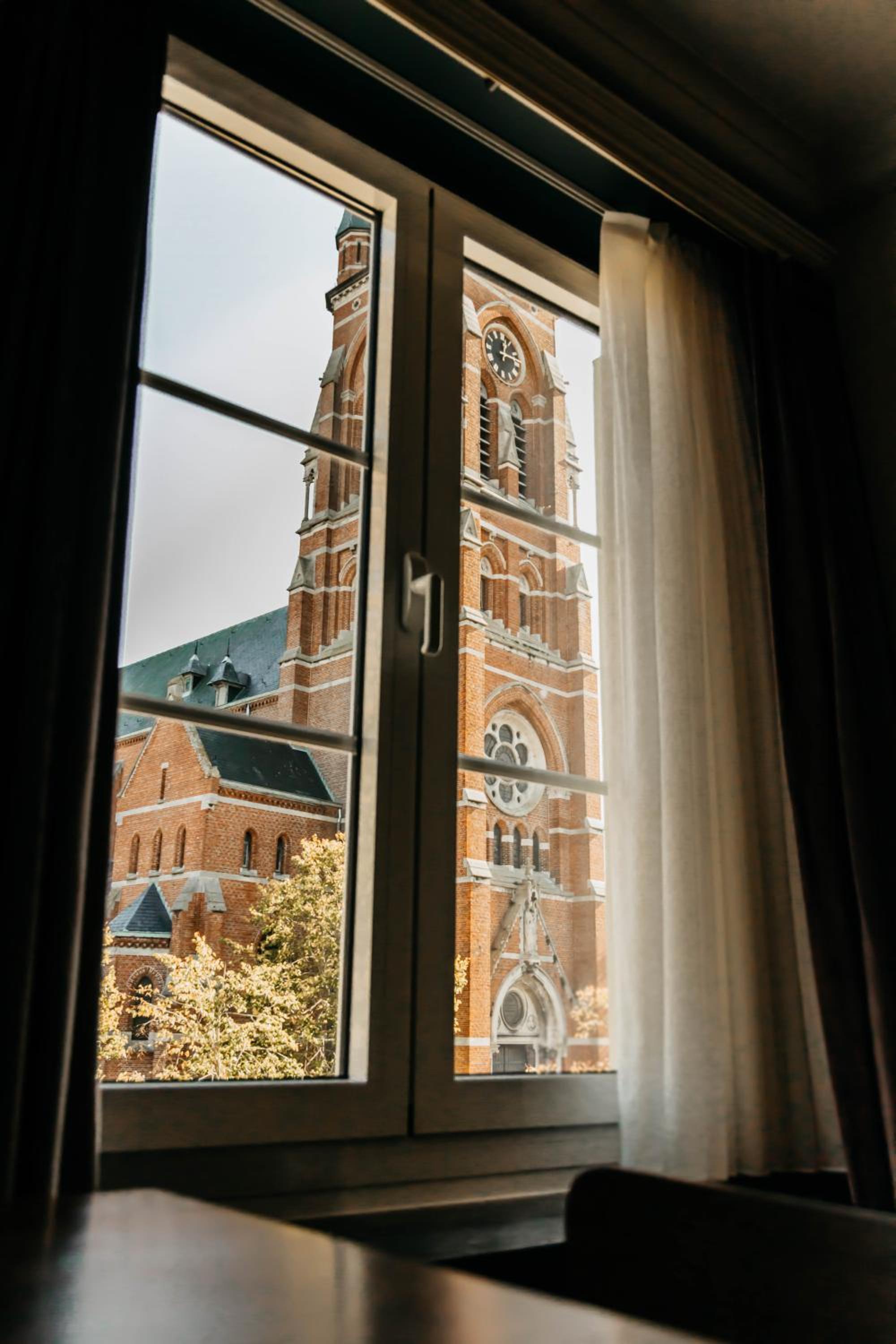 Photo 48