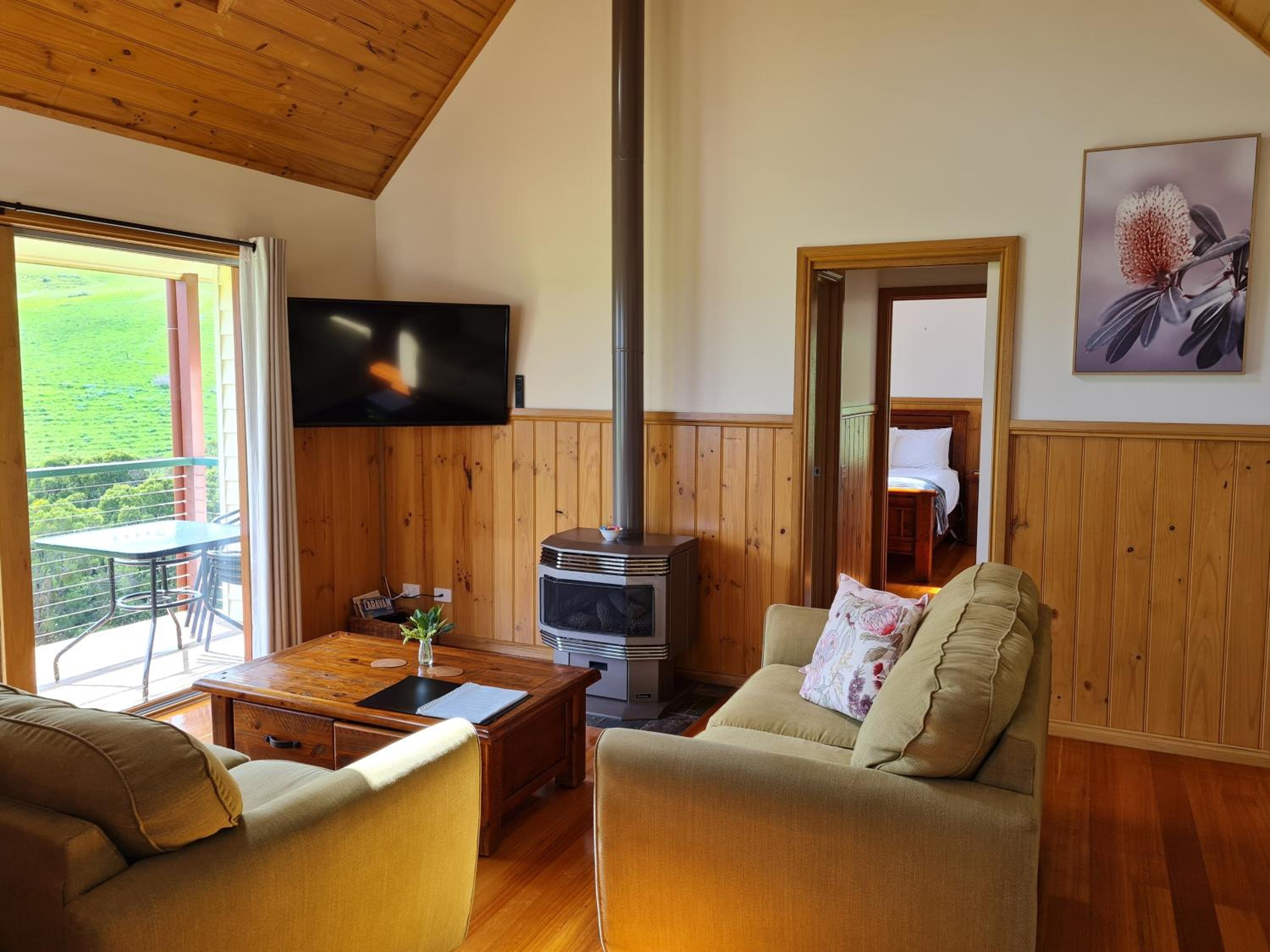Maple Ridge Cottages