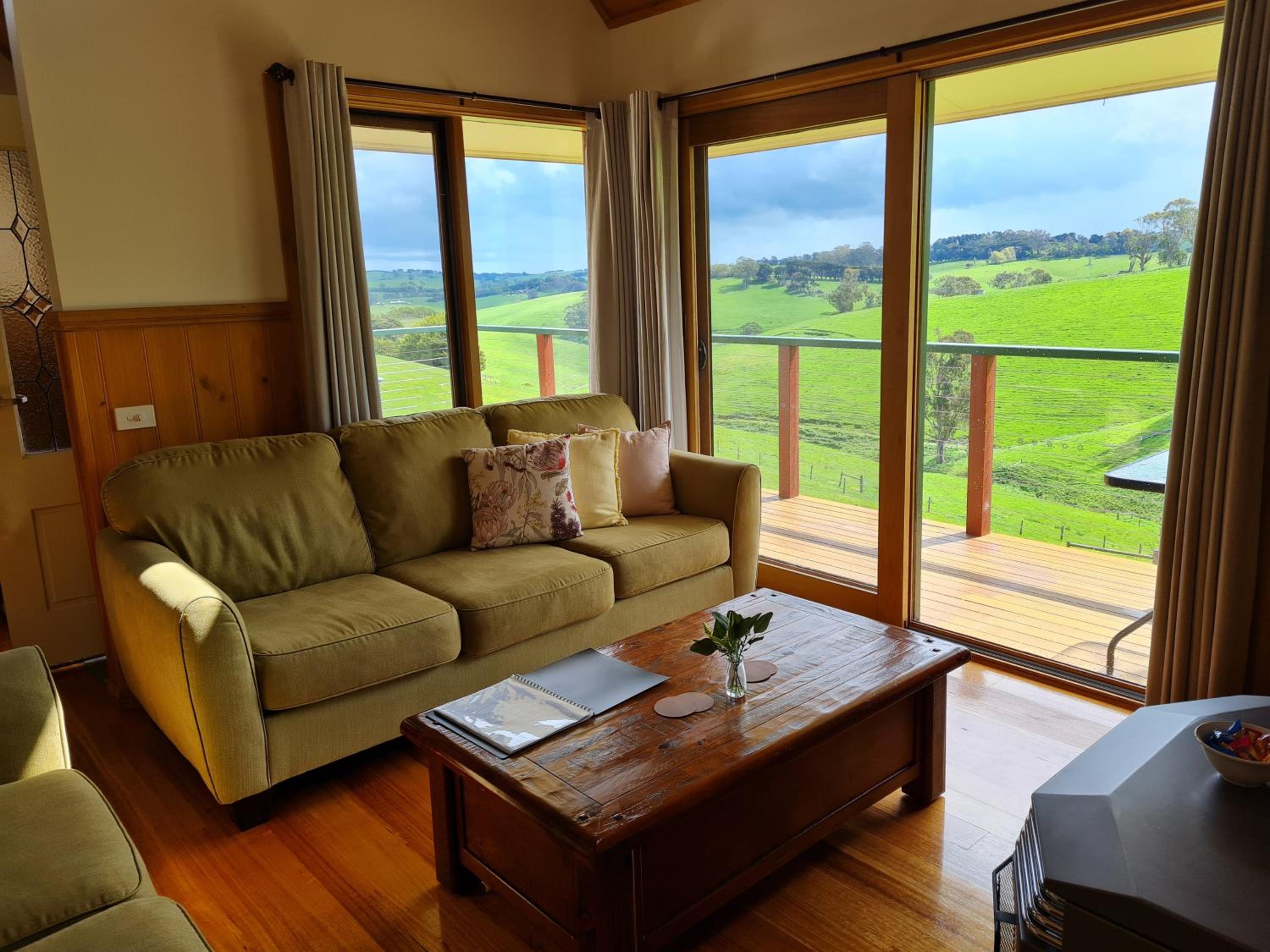 Maple Ridge Cottages