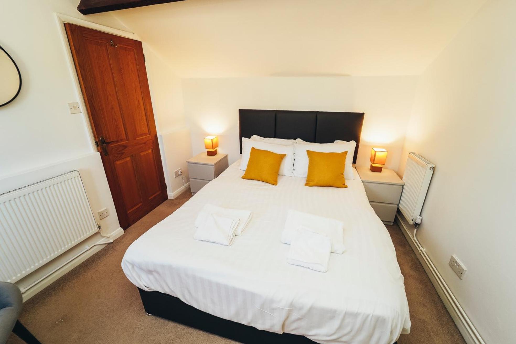 Cottages in Derbyshire - Orchard Cottage view 5