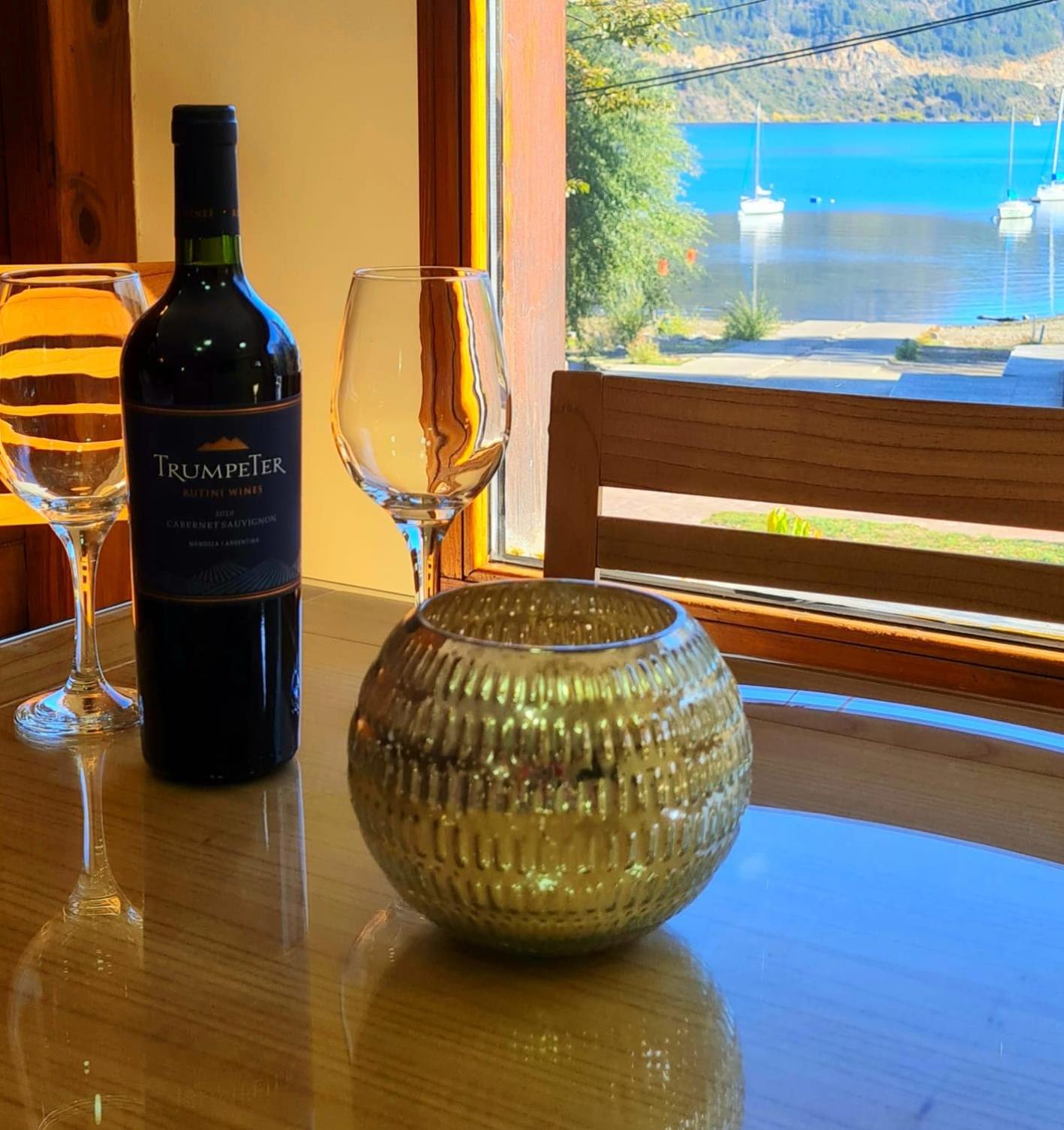 Puerto Lacar Lodge SMARG