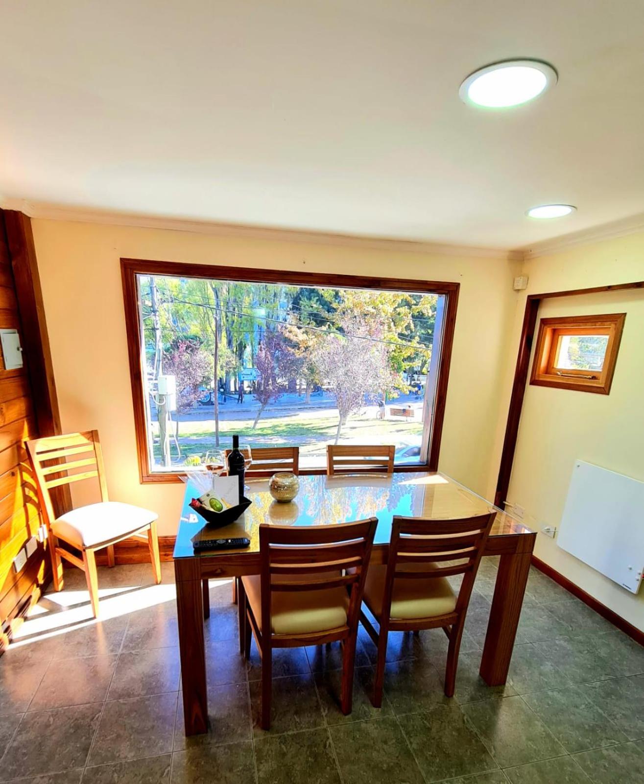 Puerto Lacar Lodge SMARG